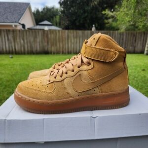 Nike Air Force 1 High LV8 3 GS 'Wheat' CK0262-700 sz left shoe 4.5 right 5